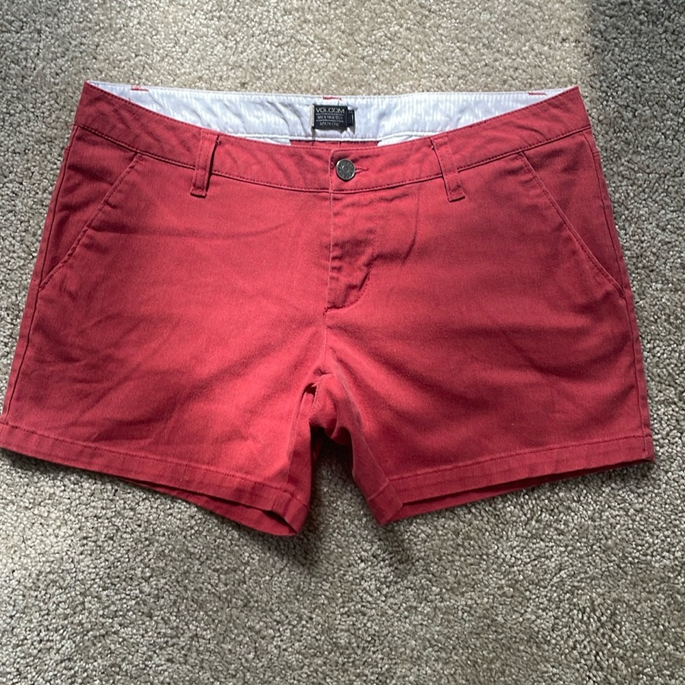 Volcom shorts